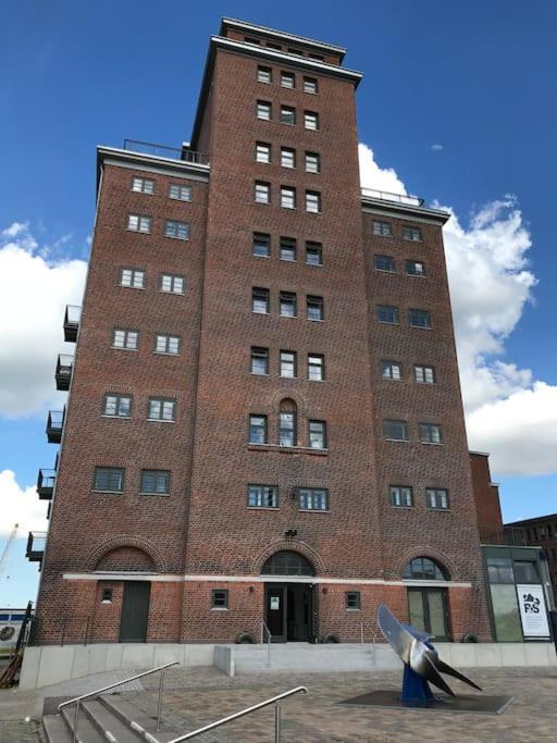 Meerblick, Balkon Und Private Sauna Im Historischen Getreidespeicher Wißmar Buitenkant foto